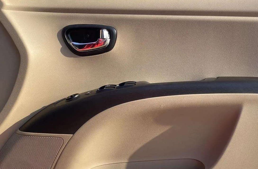 2013 Hyundai i10 SPORTZ 1.2 AT, Petrol, Automatic, 81,563 km, Driver Side Door Panels Control