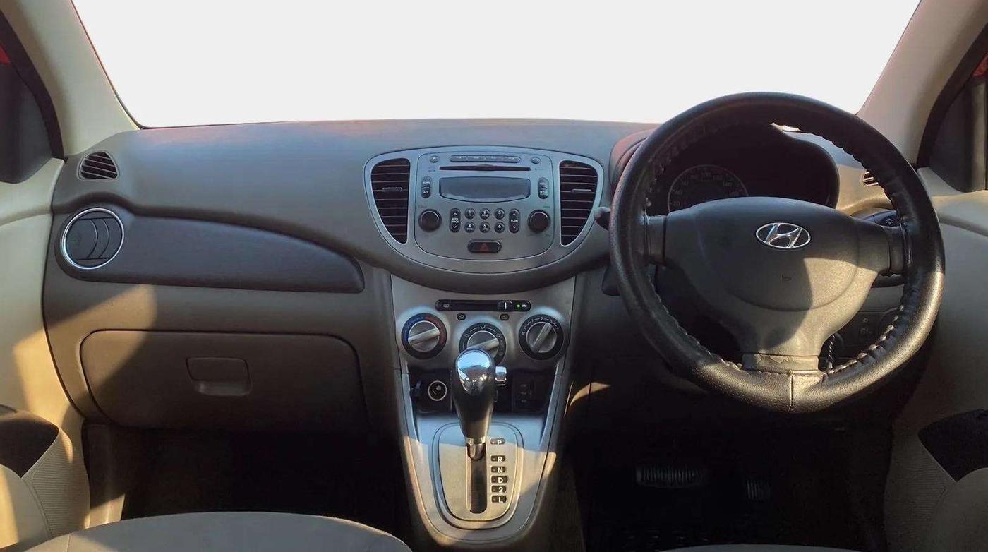 2013 Hyundai i10 SPORTZ 1.2 AT, Petrol, Automatic, 81,563 km, Dashboard