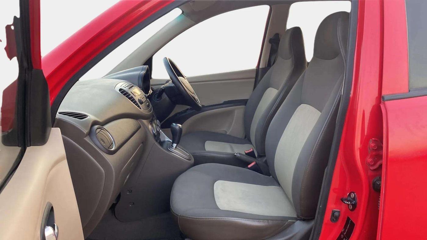 2013 Hyundai i10 SPORTZ 1.2 AT, Petrol, Automatic, 81,563 km, Right Side Front Door Cabin