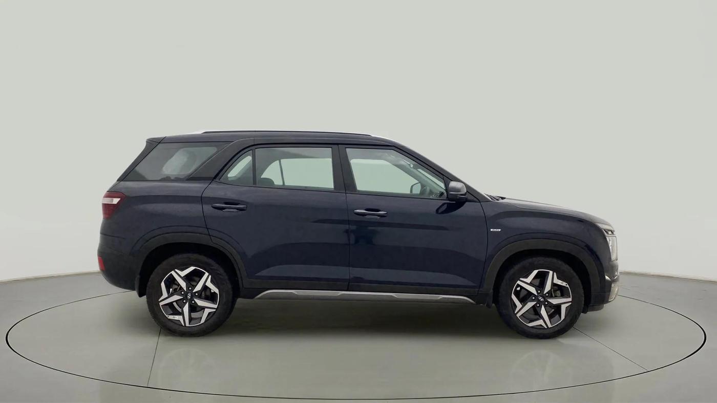2021 Hyundai ALCAZAR PRESTIGE (O) 6STR 2.0 AT, Petrol, Automatic, 21,274 km, Right Side View