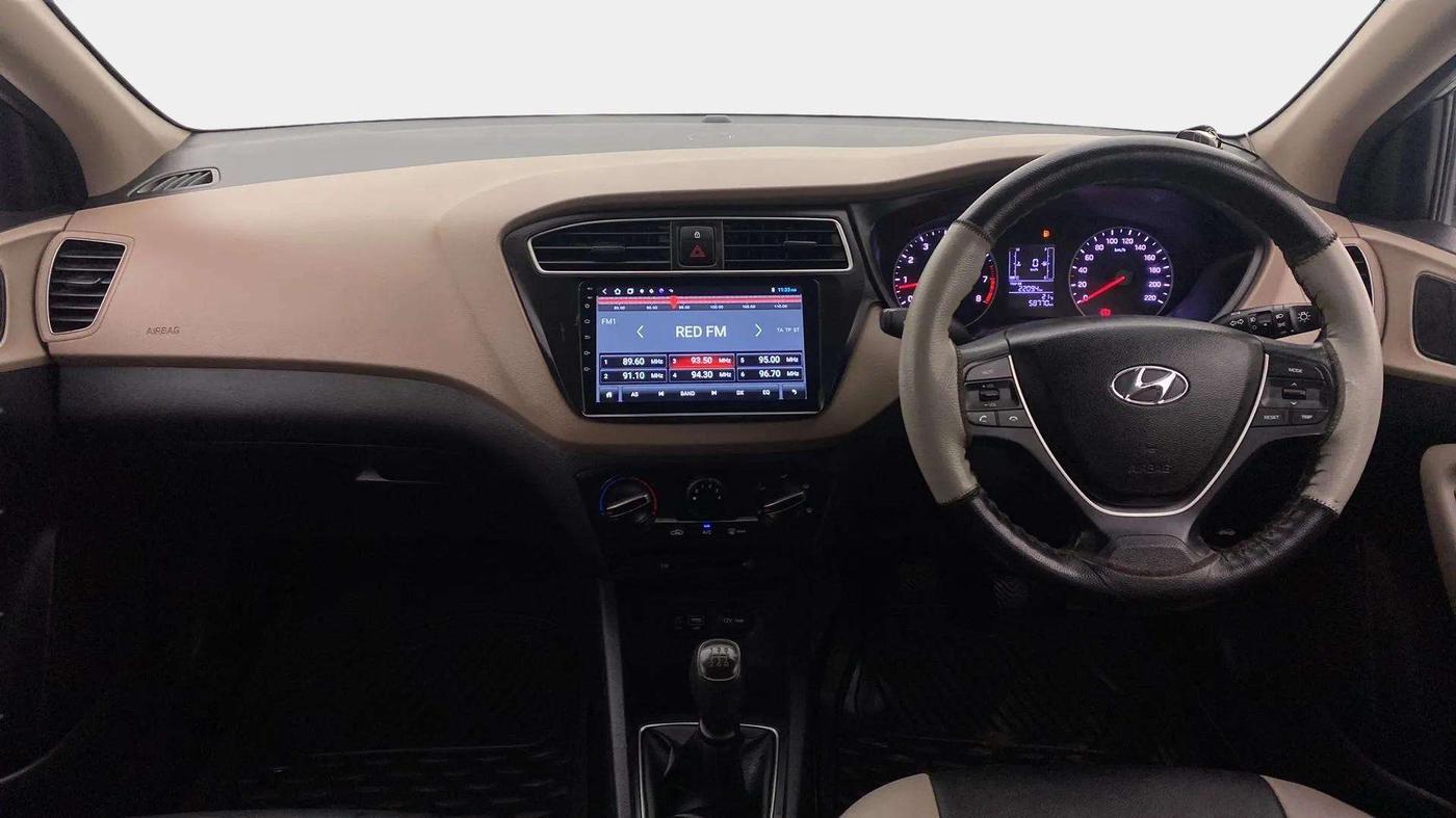 2018 Hyundai Elite i20 SPORTZ 1.2, Petrol, Manual, 58,860 km, Dashboard