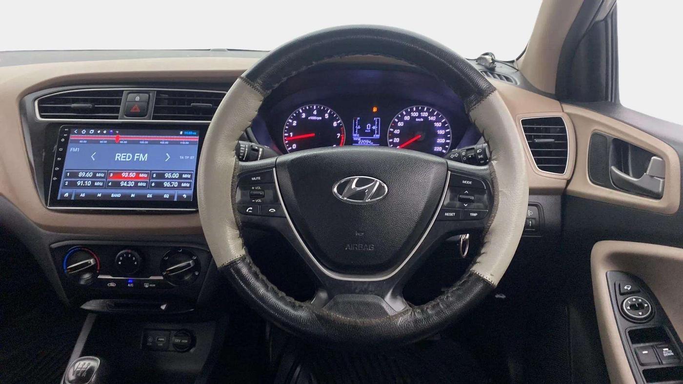 2018 Hyundai Elite i20 SPORTZ 1.2, Petrol, Manual, 58,860 km, Steering Wheel Close Up