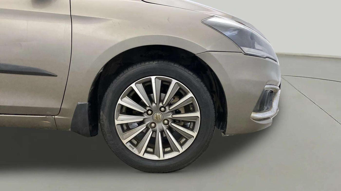 2020 Maruti Ciaz ALPHA 1.5 SHVS PETROL, Petrol, Manual, 37,537 km, Right Front Wheel