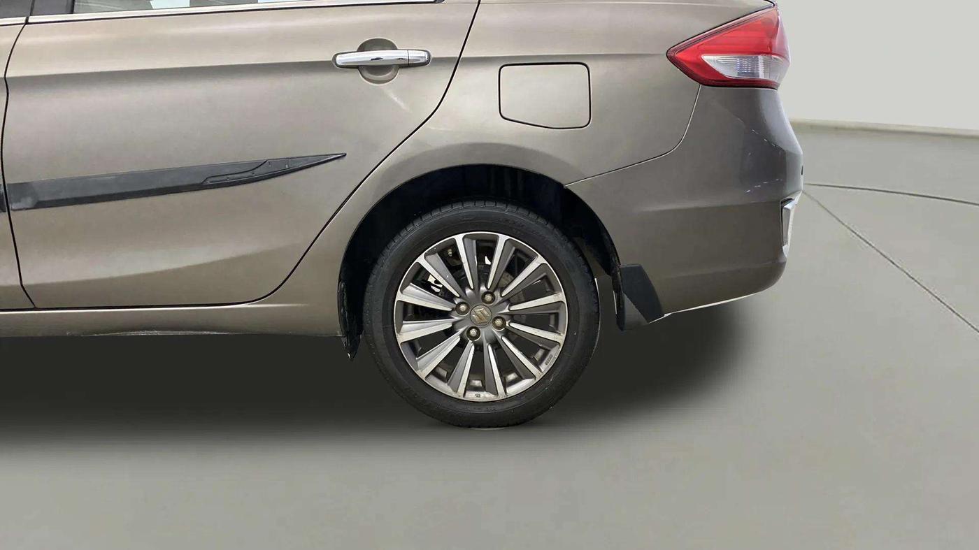 2020 Maruti Ciaz ALPHA 1.5 SHVS PETROL, Petrol, Manual, 37,537 km, Left Rear Wheel