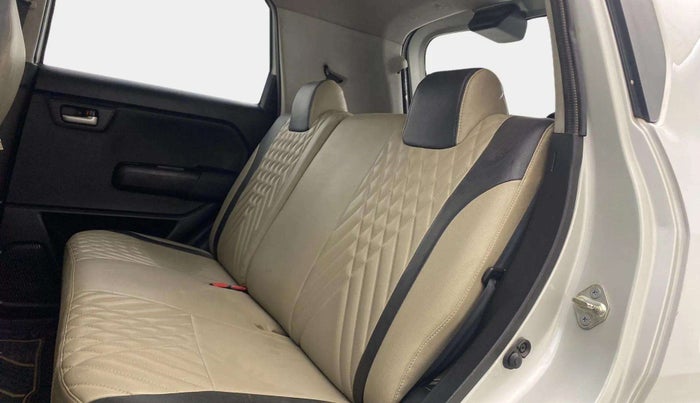 2019 Maruti New Wagon-R VXI 1.0, Petrol, Manual, 59,289 km, Right Side Rear Door Cabin