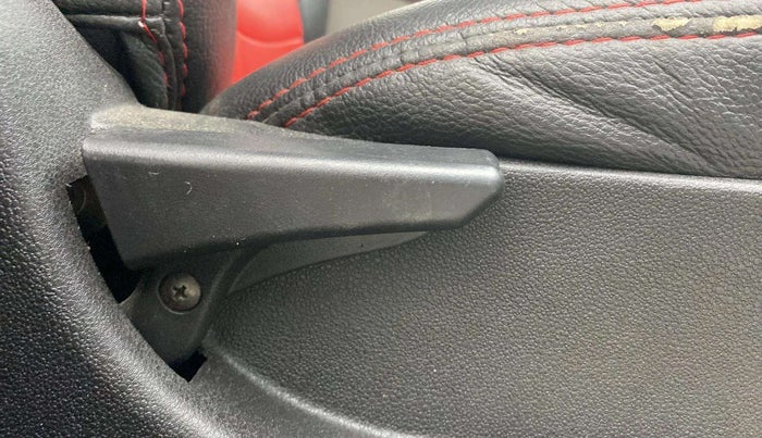 2019 Tata NEXON XM PETROL, Petrol, Manual, 55,185 km, Driver Side Adjustment Panel