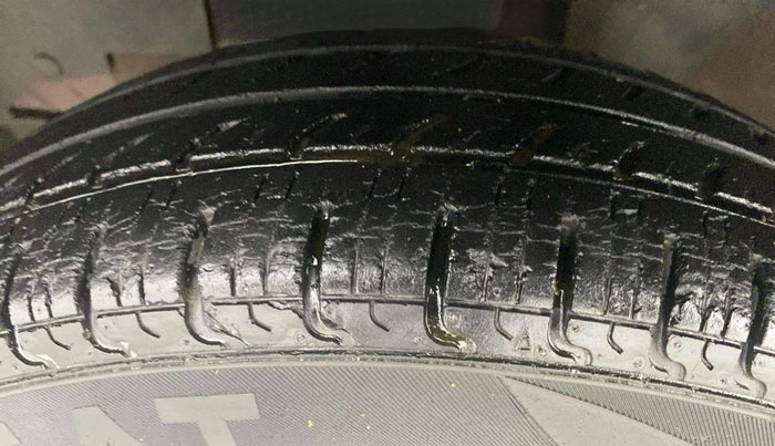 2016 Renault Kwid RXT 1.0 AMT, Petrol, Automatic, 29,004 km, Left Front Tyre Tread