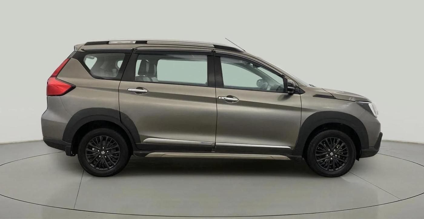 2021 Maruti XL6 ALPHA AT, Petrol, Automatic, 70,329 km, Right Side View