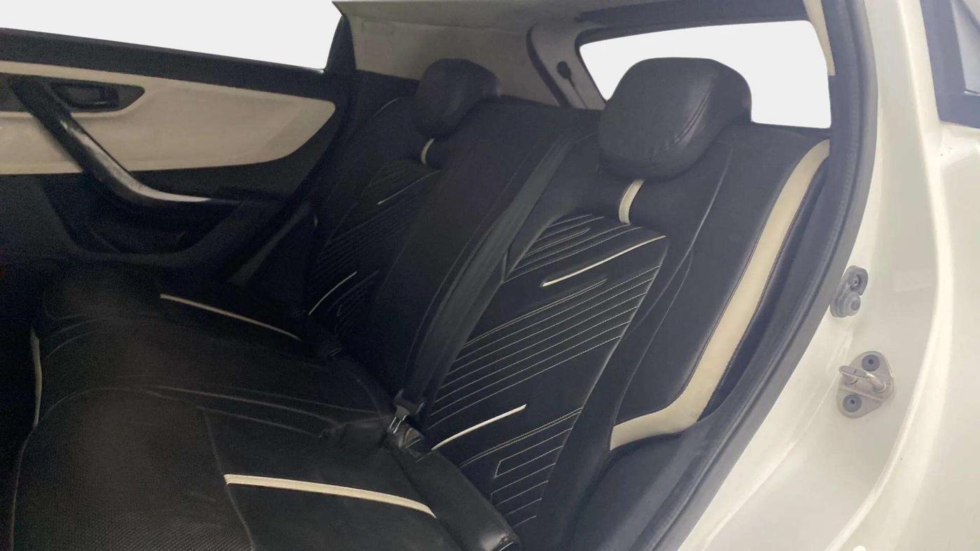 2023 Tata NEXON PURE SUNROOF 1.5 DIESEL, Diesel, Manual, 15,994 km, Right Side Rear Door Cabin