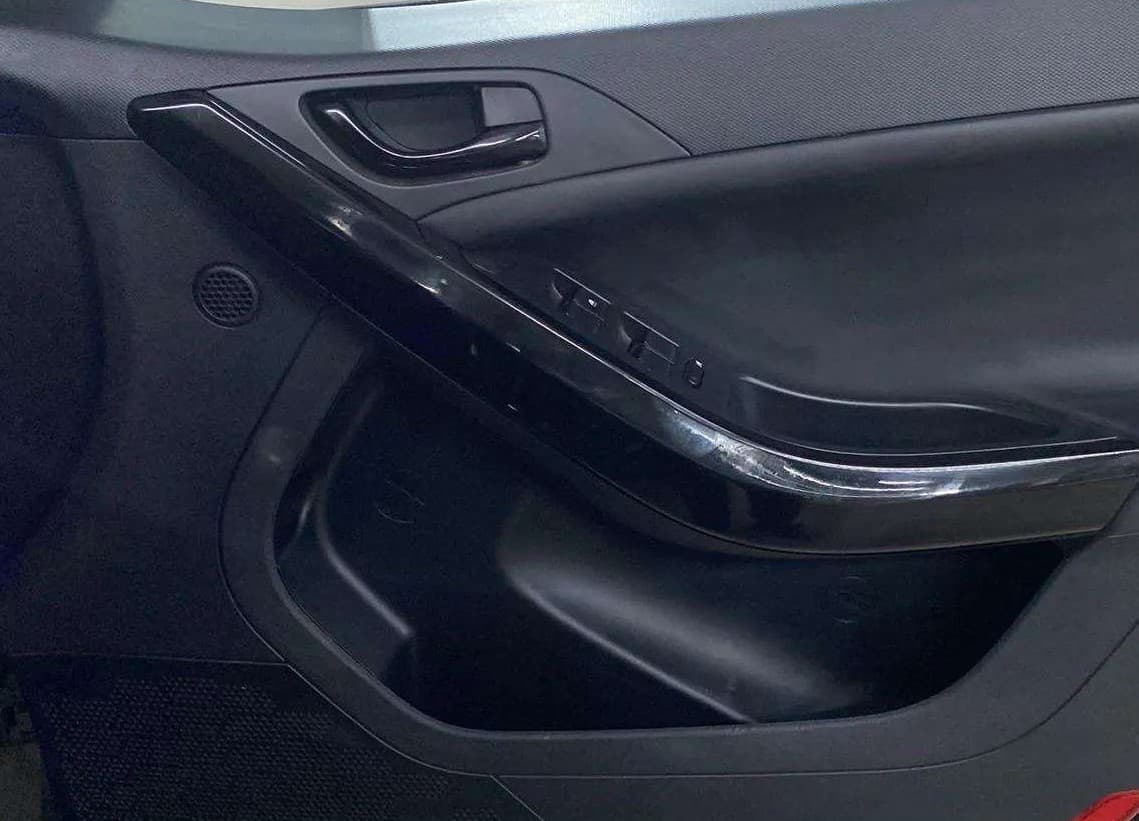 2023 Tata NEXON XZ PLUS PETROL SUNROOF DARK EDITION, Petrol, Manual, 17,094 km, Driver Side Door Panels Control