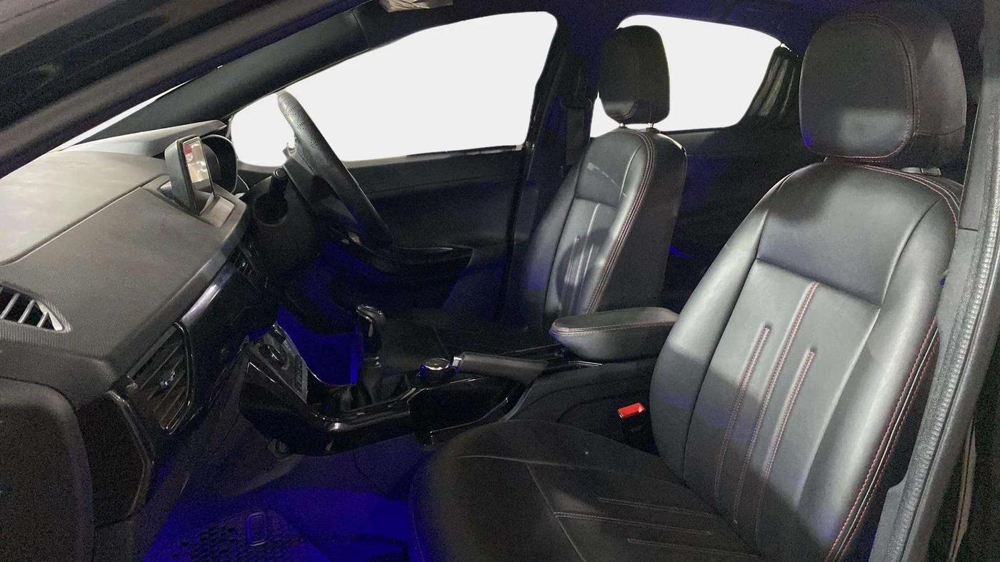 2023 Tata NEXON XZ PLUS PETROL SUNROOF DARK EDITION, Petrol, Manual, 17,094 km, Right Side Front Door Cabin