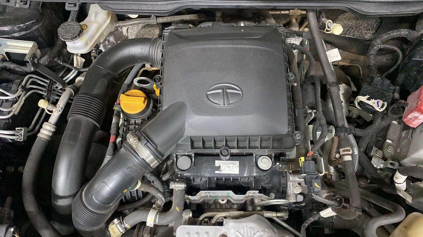 2023 Tata NEXON XZ PLUS PETROL SUNROOF DARK EDITION, Petrol, Manual, 17,094 km, Open Bonet