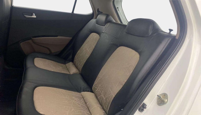 2019 Hyundai Grand i10 SPORTZ 1.2 KAPPA VTVT, Petrol, Manual, 26,930 km, Right Side Rear Door Cabin
