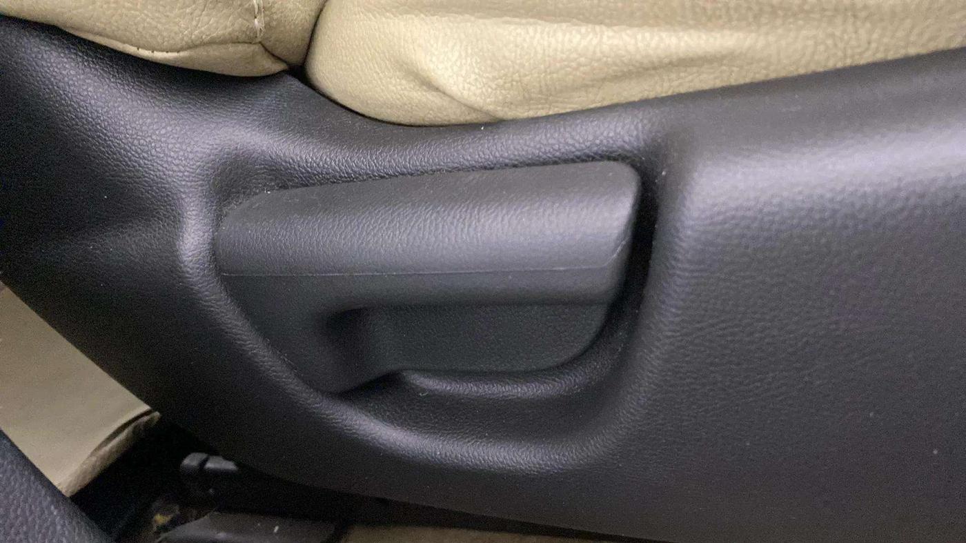 2015 Honda City 1.5L I-VTEC SV, Petrol, Manual, 19,633 km, Driver Side Adjustment Panel