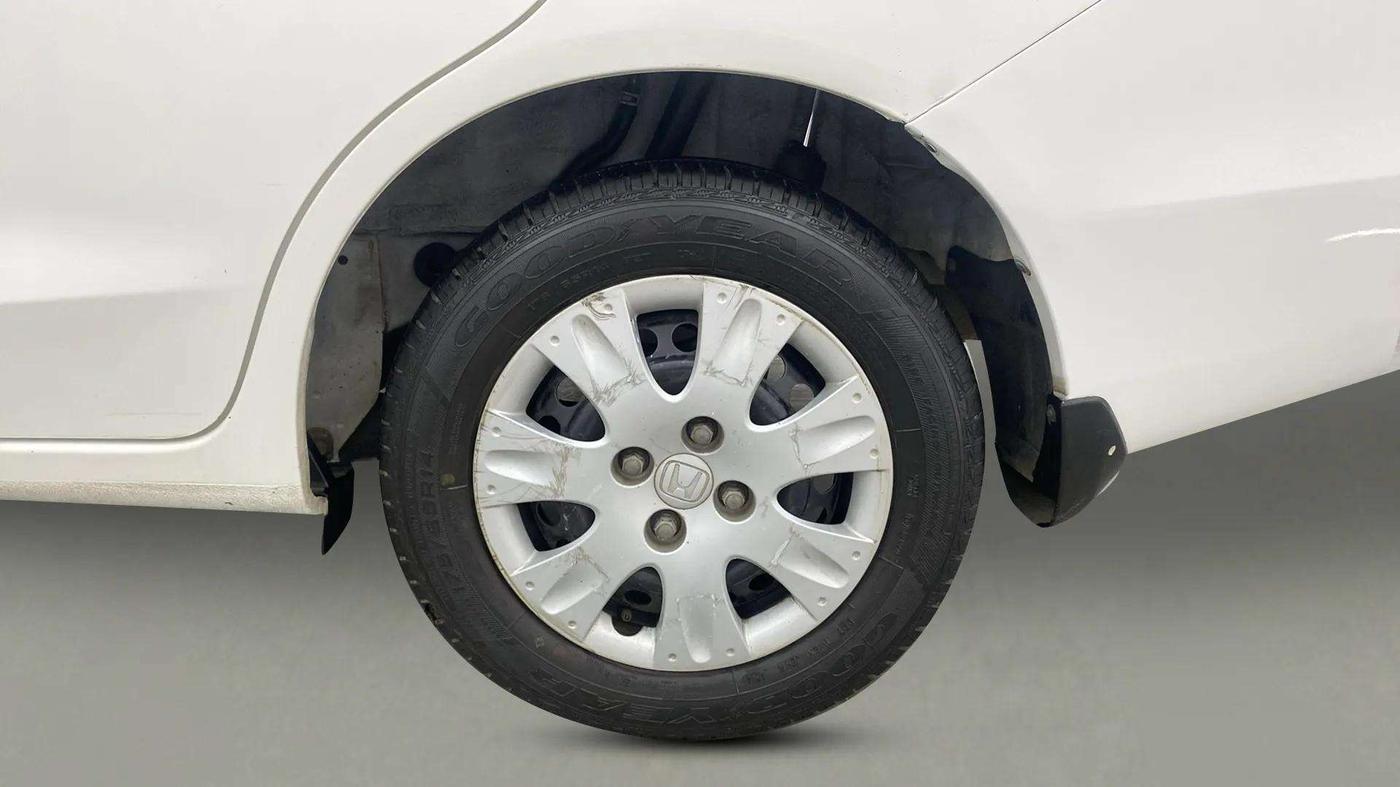 2014 Honda Amaze 1.2L I-VTEC S, Petrol, Manual, 57,727 km, Left Rear Wheel