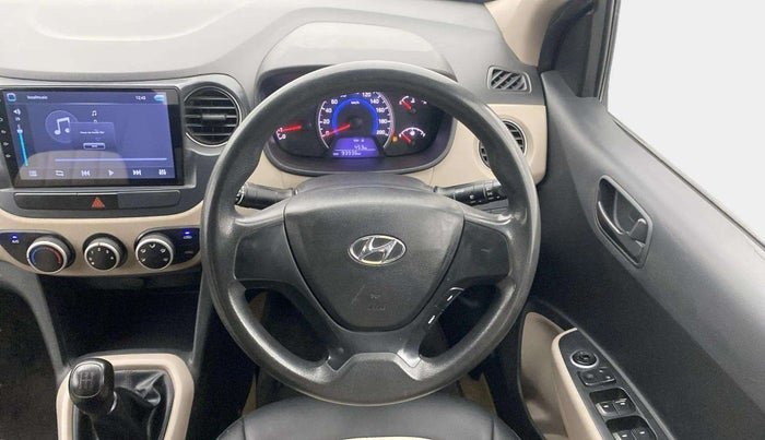 2016 Hyundai Grand i10 MAGNA 1.2 KAPPA VTVT, CNG, Manual, 94,020 km, Steering Wheel Close Up