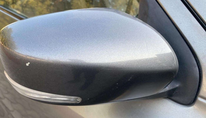 2019 Maruti Dzire VDI, Diesel, Manual, 41,854 km, Right rear-view mirror - Mirror motor not working