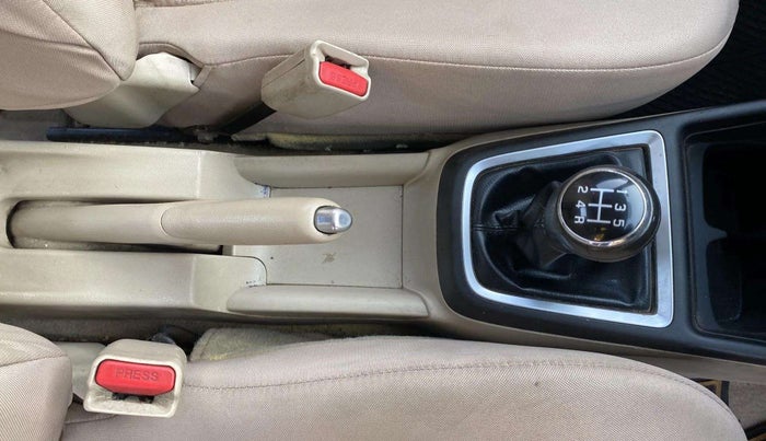 2019 Maruti Dzire VDI, Diesel, Manual, 41,854 km, Gear Lever