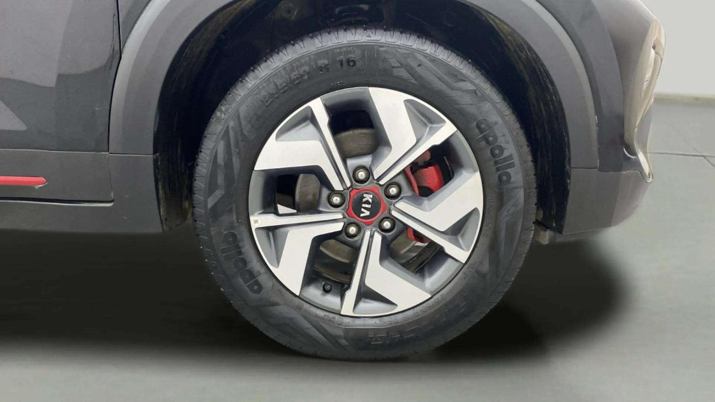 2021 KIA SONET GTX PLUS 1.0 IMT, Petrol, Manual, 66,902 km, Right Front Wheel