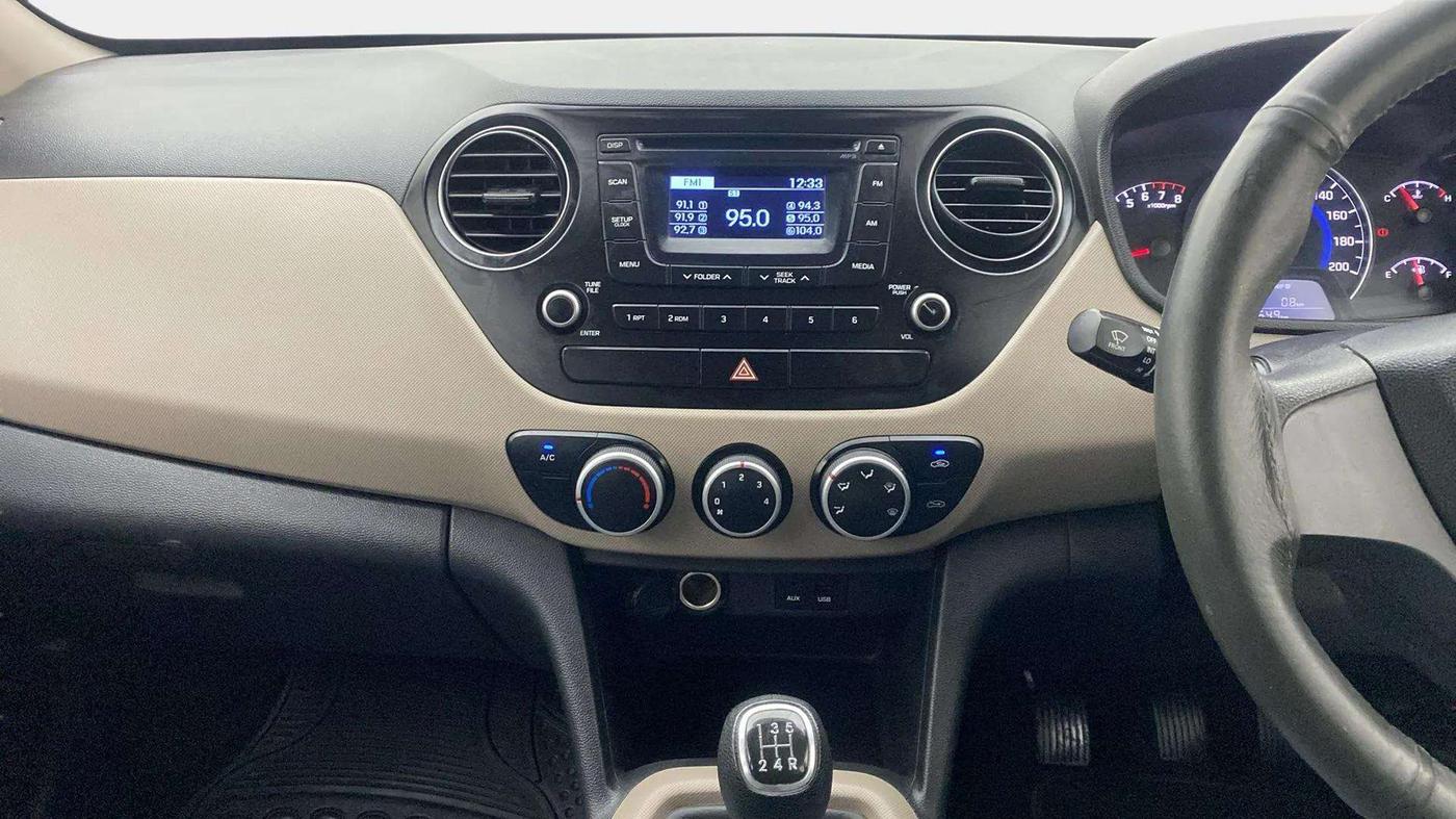 2014 Hyundai Grand i10 SPORTZ 1.2 KAPPA VTVT, Petrol, Manual, 60,744 km, Air Conditioner