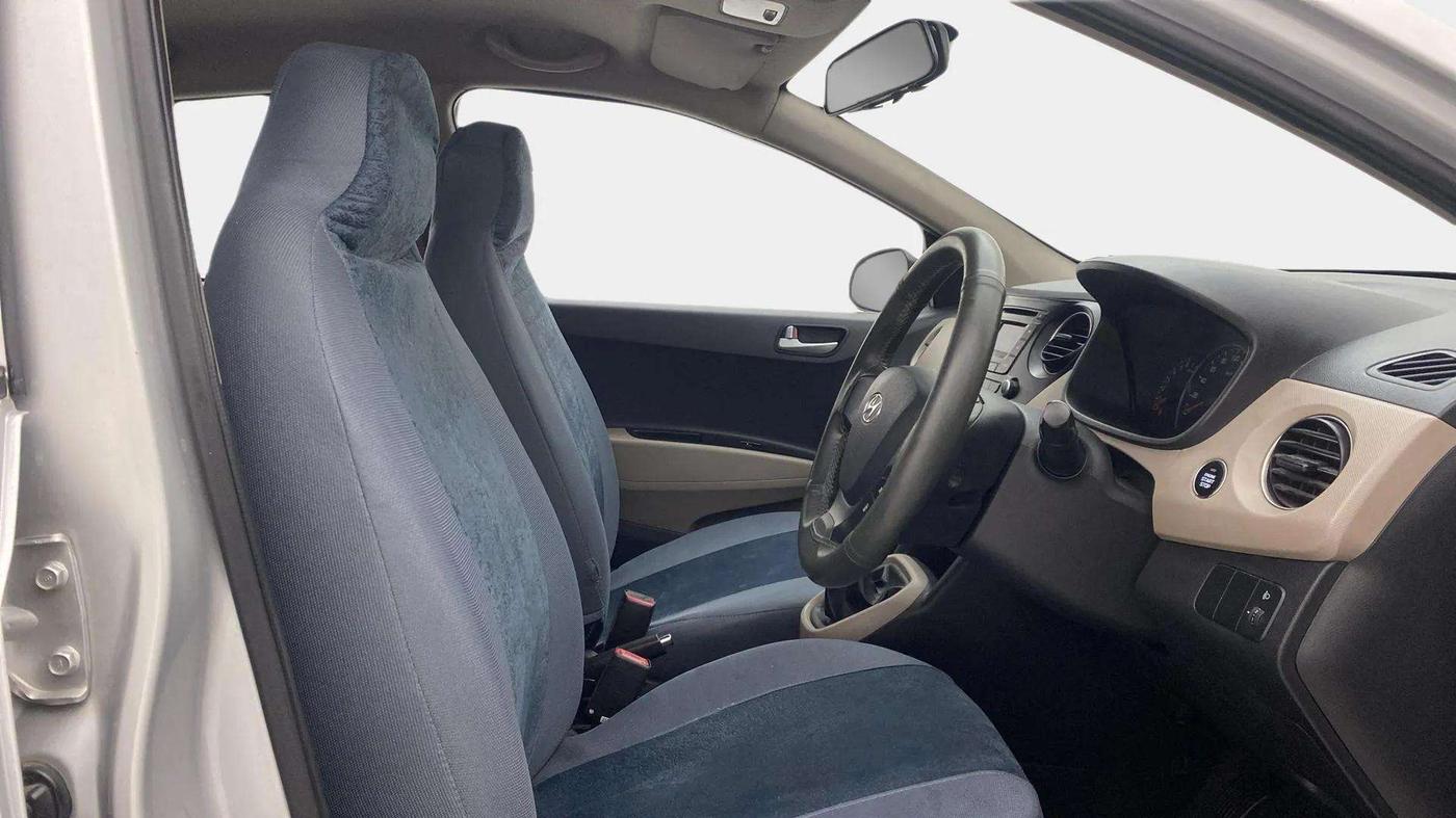 2014 Hyundai Grand i10 SPORTZ 1.2 KAPPA VTVT, Petrol, Manual, 60,744 km, Right Side Front Door Cabin