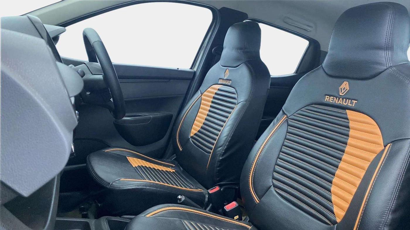 2019 Renault Kwid RXT 1.0 AMT (O), Petrol, Automatic, 67,434 km, Right Side Front Door Cabin