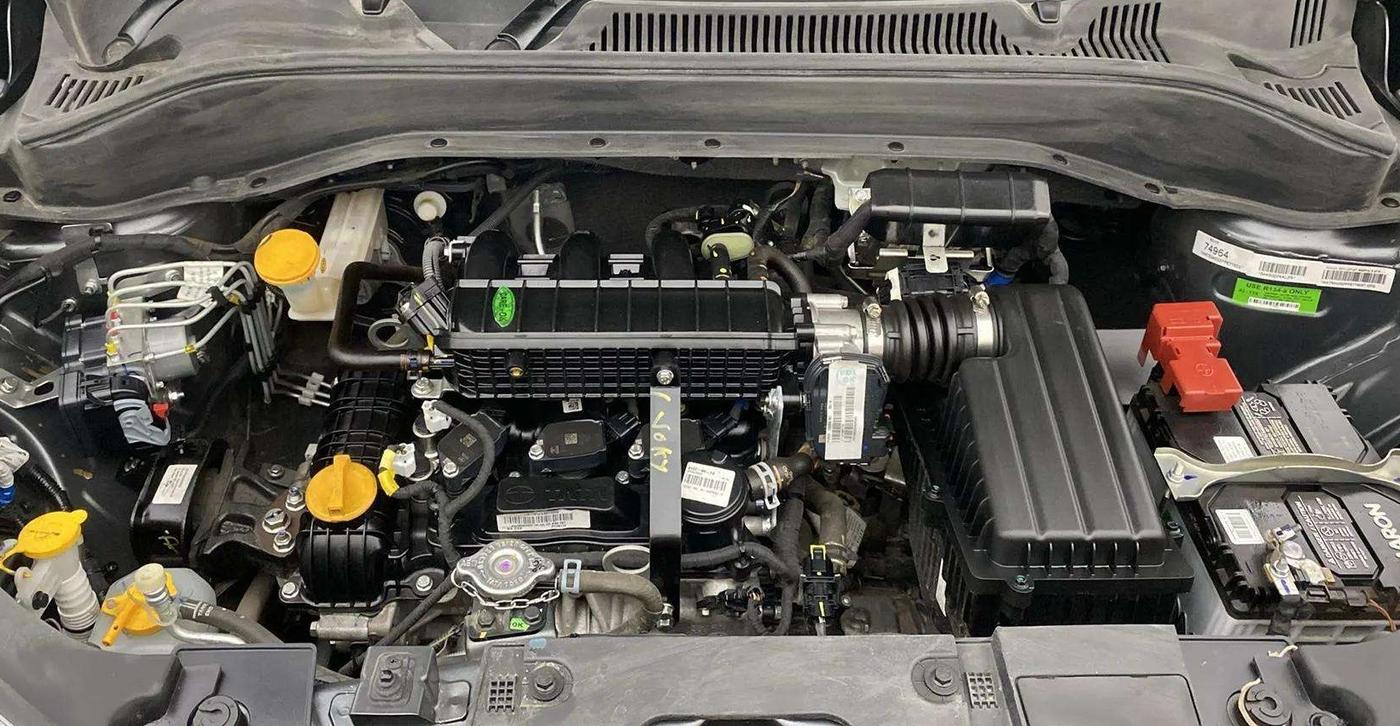 2023 Tata PUNCH ADVENTURE MT, Petrol, Manual, 8,698 km, Engine View