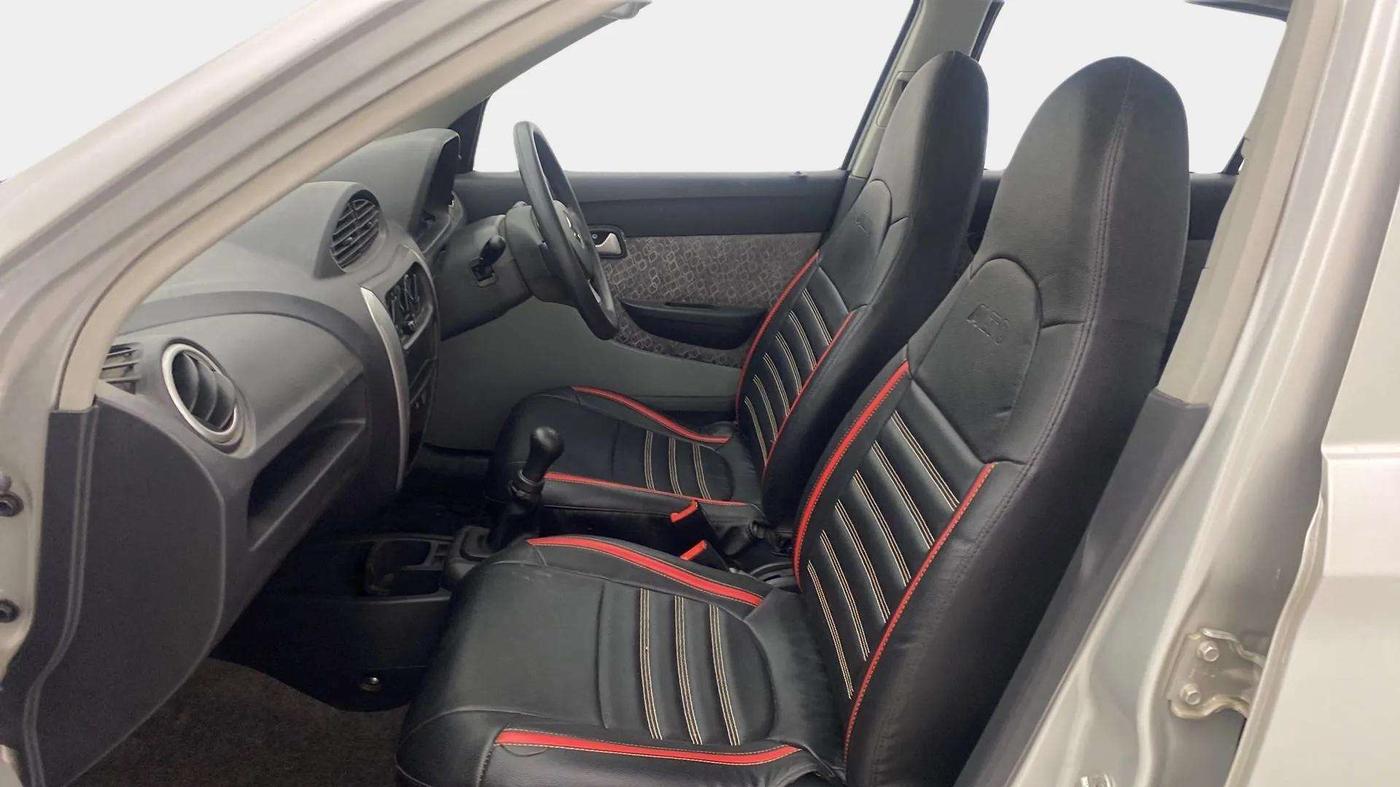 2017 Maruti Alto 800 LXI, Petrol, Manual, 6,930 km, Right Side Front Door Cabin