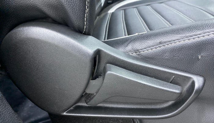 2020 Maruti S PRESSO VXI, Petrol, Manual, 31,652 km, Driver Side Adjustment Panel