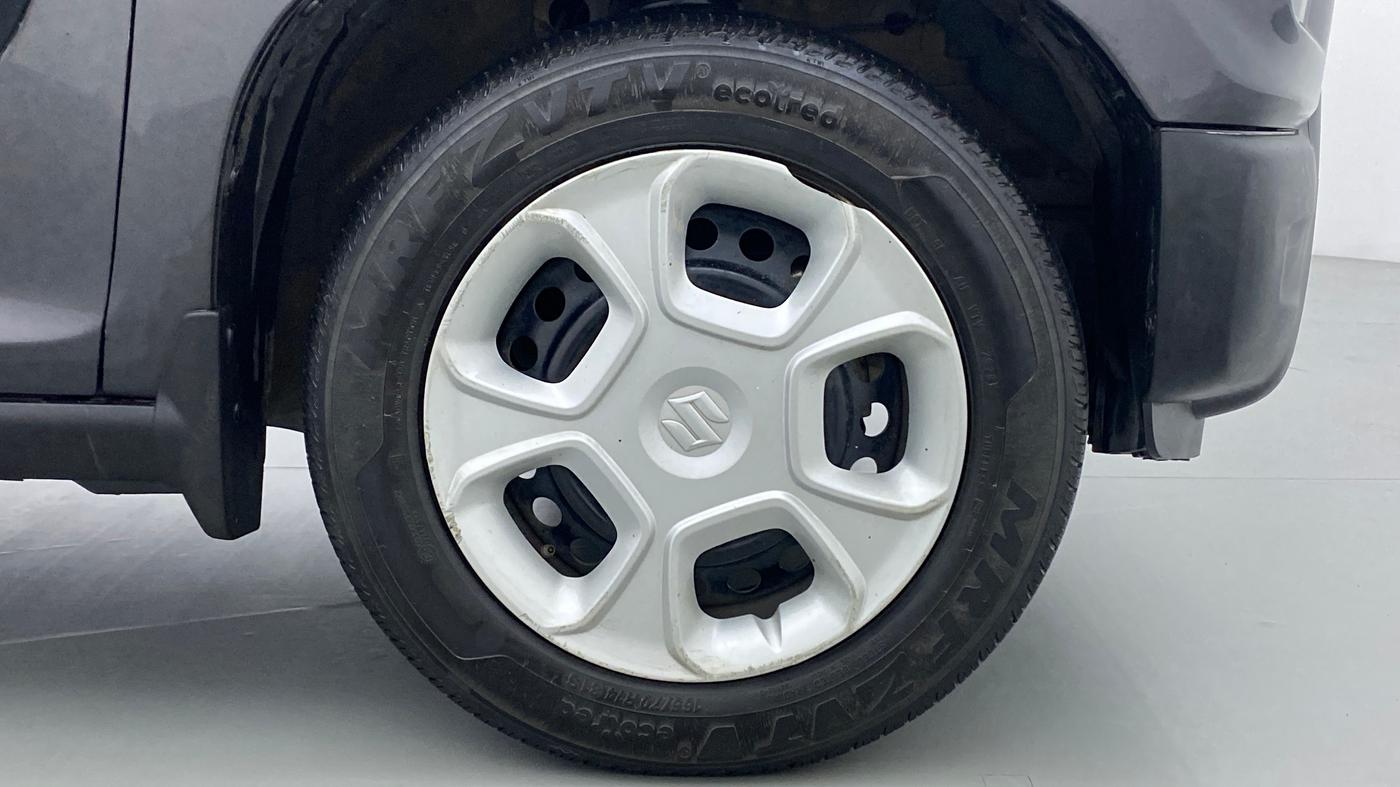 2020 Maruti S PRESSO VXI, Petrol, Manual, 31,652 km, Right Front Wheel