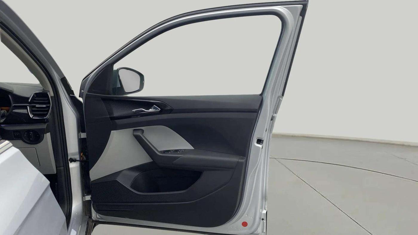 2022 Skoda KUSHAQ STYLE 1.0L TSI AT, Petrol, Automatic, 21,022 km, RHS Front Door