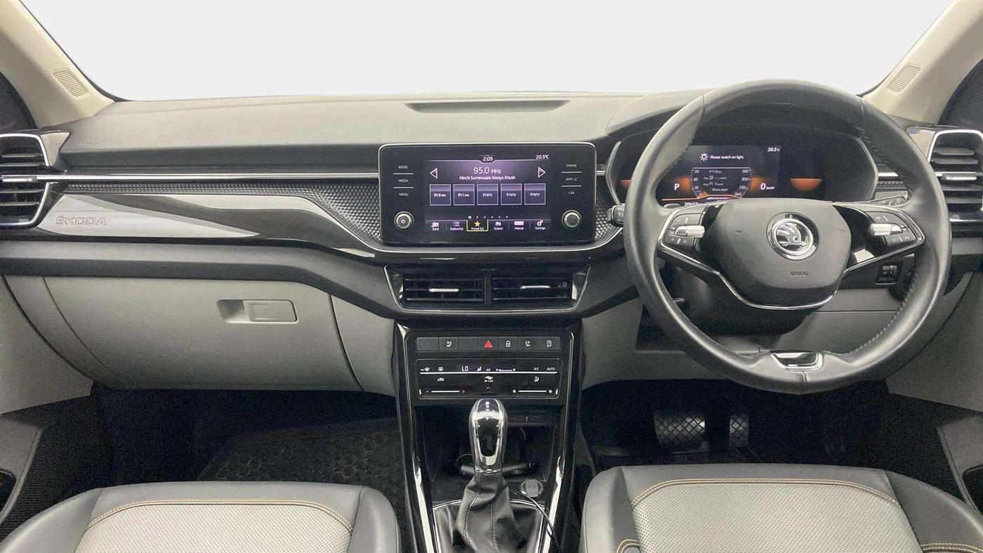 2022 Skoda KUSHAQ STYLE 1.0L TSI AT, Petrol, Automatic, 21,022 km, Dashboard