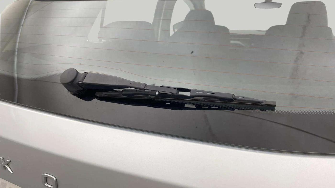2022 Skoda KUSHAQ STYLE 1.0L TSI AT, Petrol, Automatic, 21,022 km, Rear Wiper