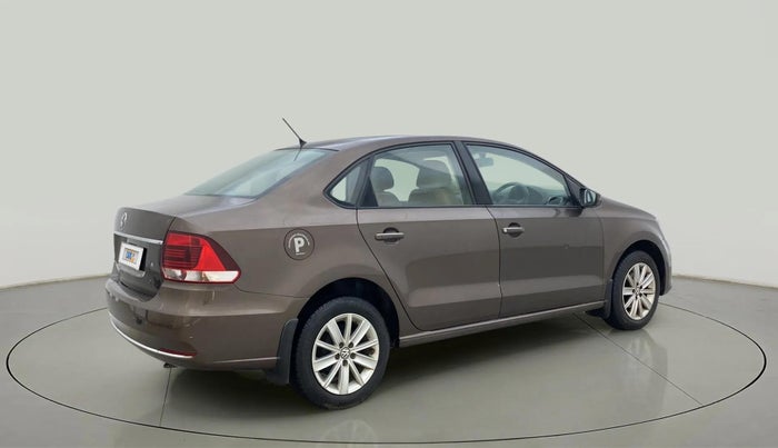 2015 Volkswagen Vento HIGHLINE 1.6 MPI, Petrol, Manual, 77,287 km, Right Back Diagonal