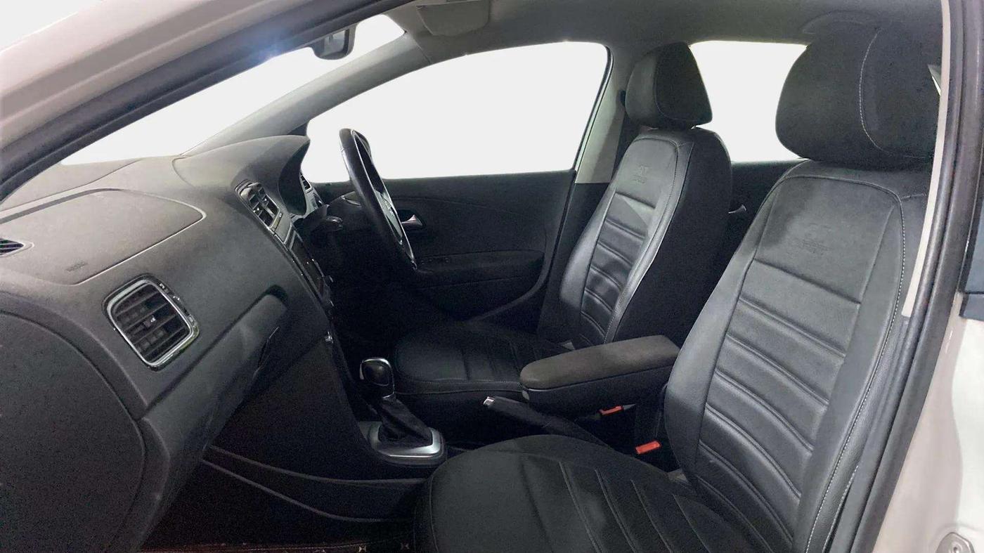 2021 Volkswagen Polo 1.0 GT TSI AT, Petrol, Automatic, 29,209 km, Right Side Front Door Cabin