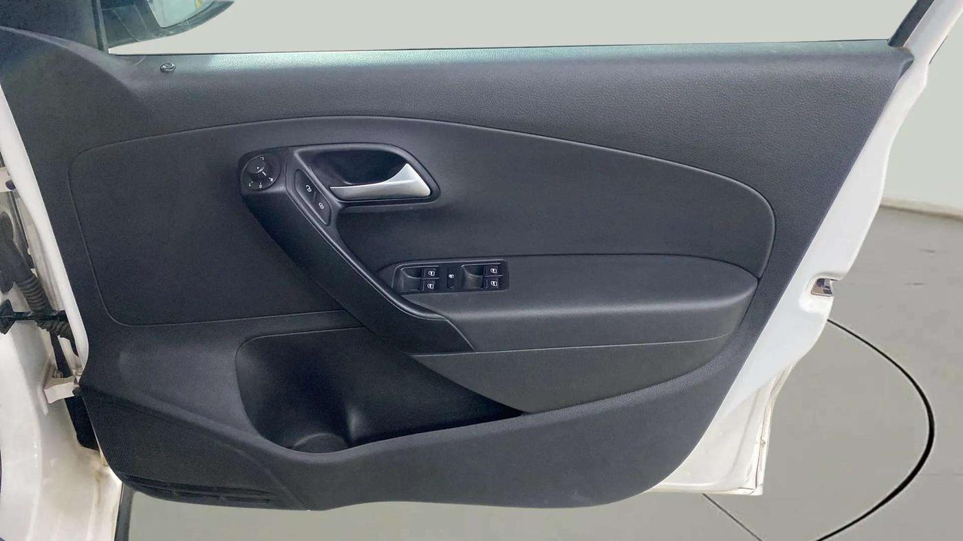2021 Volkswagen Polo 1.0 GT TSI AT, Petrol, Automatic, 29,209 km, Driver Side Door Panels Control