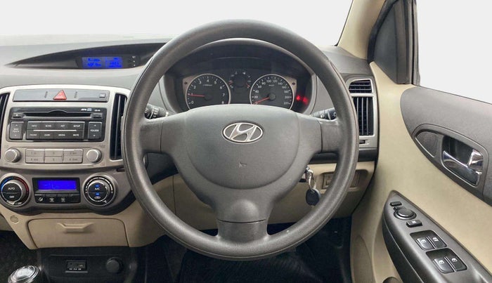 2013 Hyundai i20 MAGNA 1.2, Petrol, Manual, 88,559 km, Steering Wheel Close Up