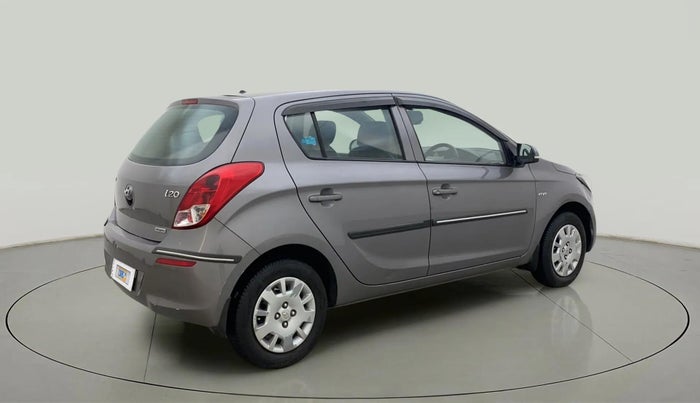 2013 Hyundai i20 MAGNA 1.2, Petrol, Manual, 88,559 km, Right Back Diagonal