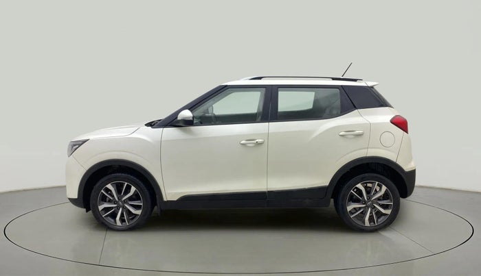 2019 Mahindra XUV300 W8 (O) 1.5 DIESEL, Diesel, Manual, 62,238 km, Left Side