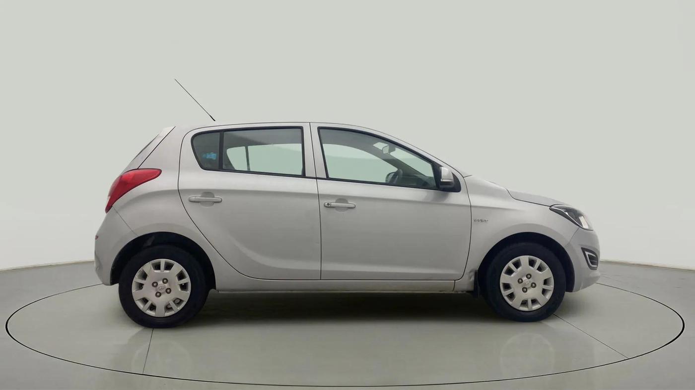 2013 Hyundai i20 MAGNA 1.2, Petrol, Manual, 42,322 km, Right Side View