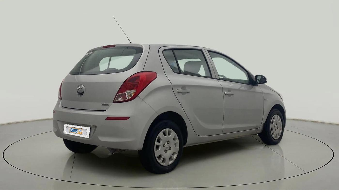 2013 Hyundai i20 MAGNA 1.2, Petrol, Manual, 42,322 km, Right Back Diagonal