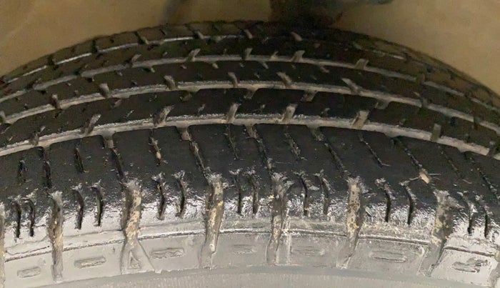 2016 Maruti Alto K10 VXI AMT, Petrol, Automatic, 45,440 km, Right Front Tyre Tread
