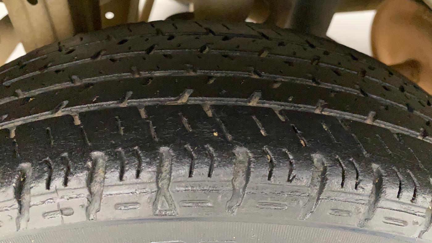 2016 Maruti Alto K10 VXI AMT, Petrol, Automatic, 45,440 km, Right Rear Tyre Tread