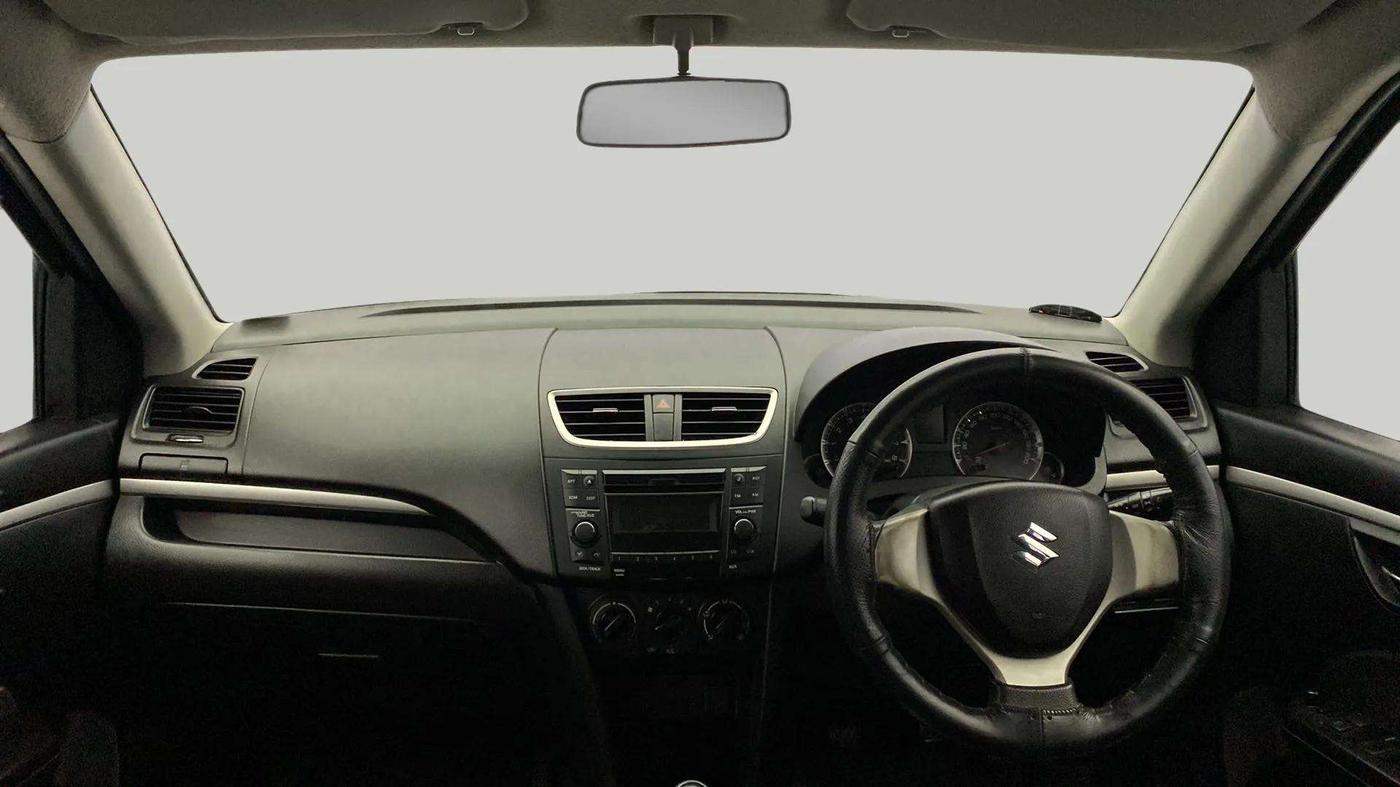 2015 Maruti Swift VXI, Petrol, Manual, 65,883 km, Dashboard