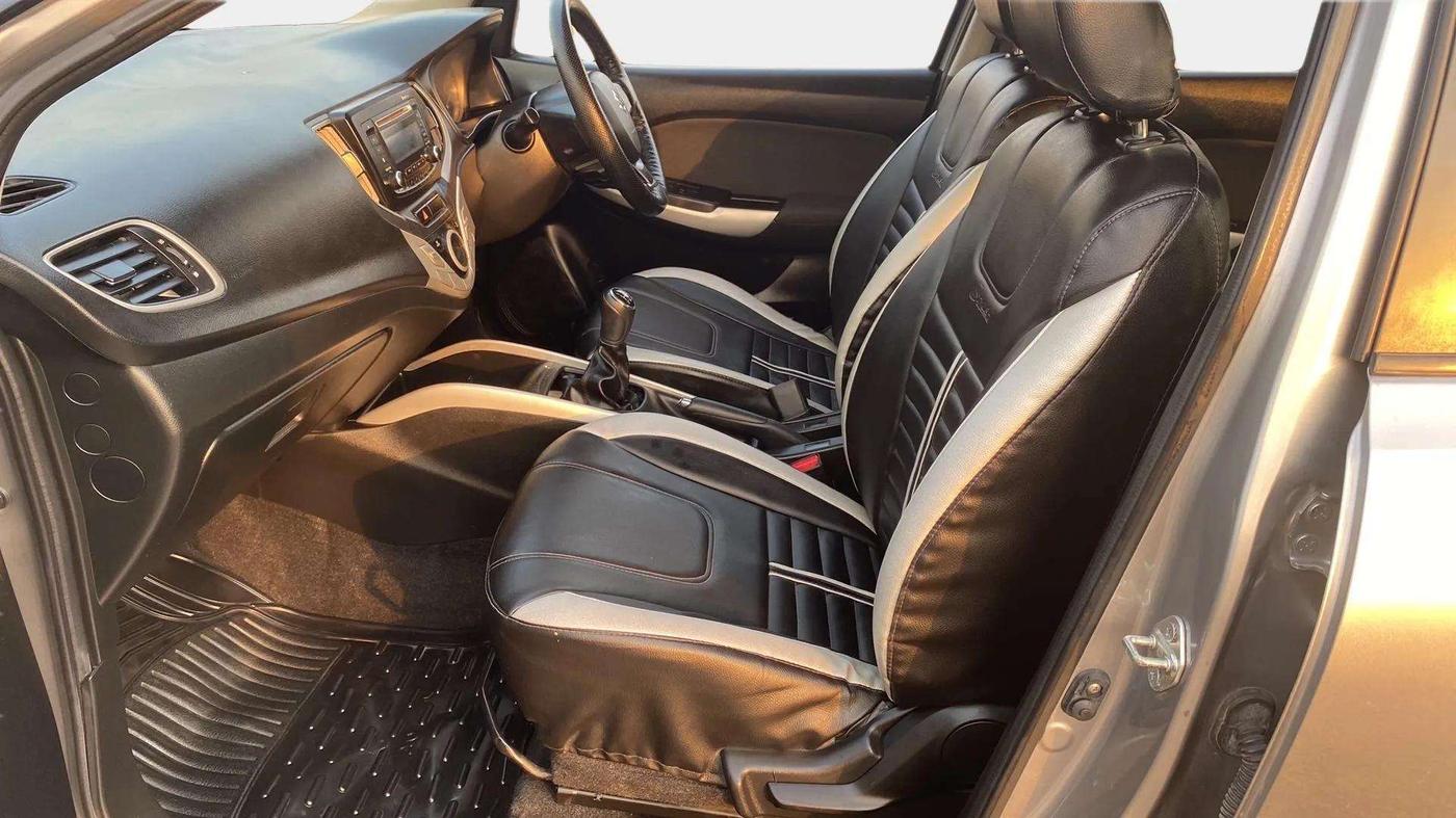 2017 Maruti Baleno DELTA PETROL 1.2, Petrol, Manual, 48,342 km, Right Side Front Door Cabin