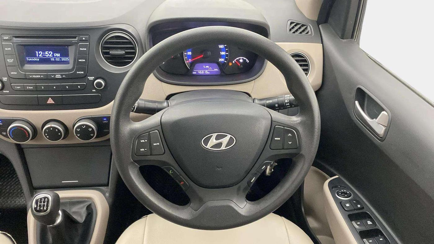 2014 Hyundai Xcent S (O) 1.2, Petrol, Manual, 46,931 km, Steering Wheel Close Up