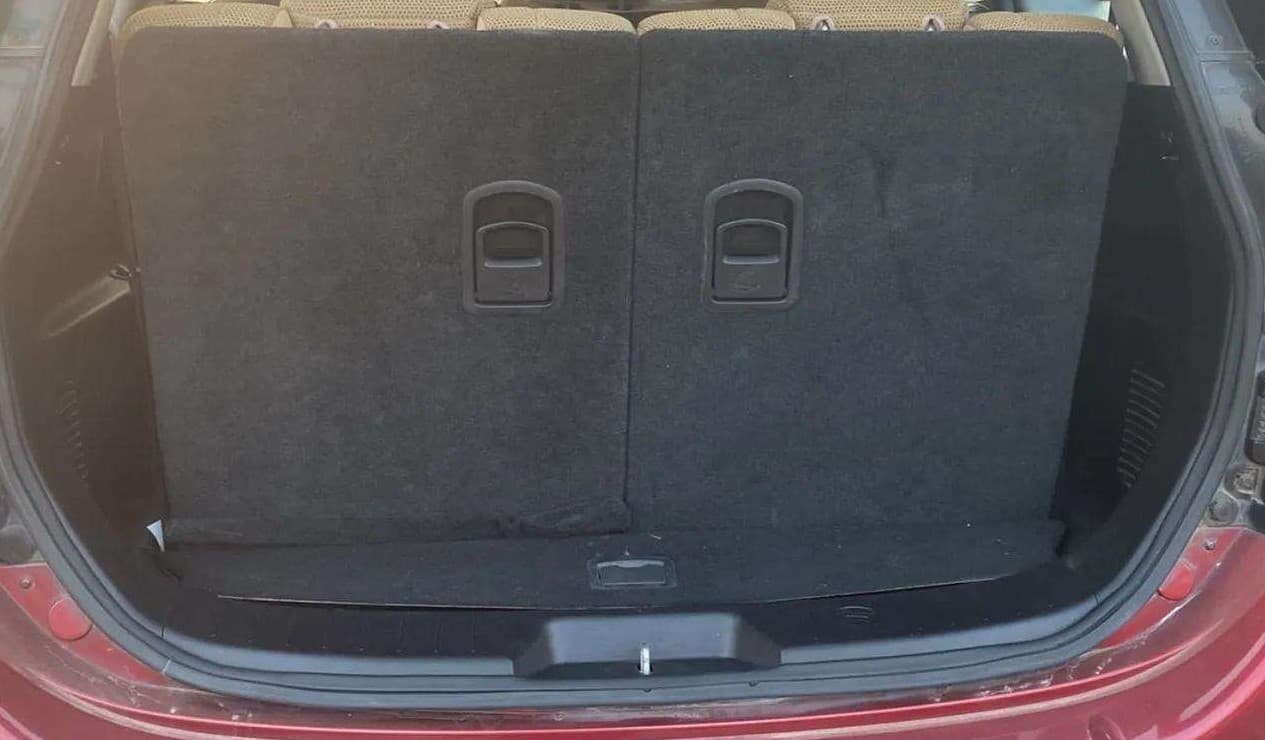 2018 Mahindra XUV500 W7 AT, Diesel, Automatic, 49,203 km, Boot Inside