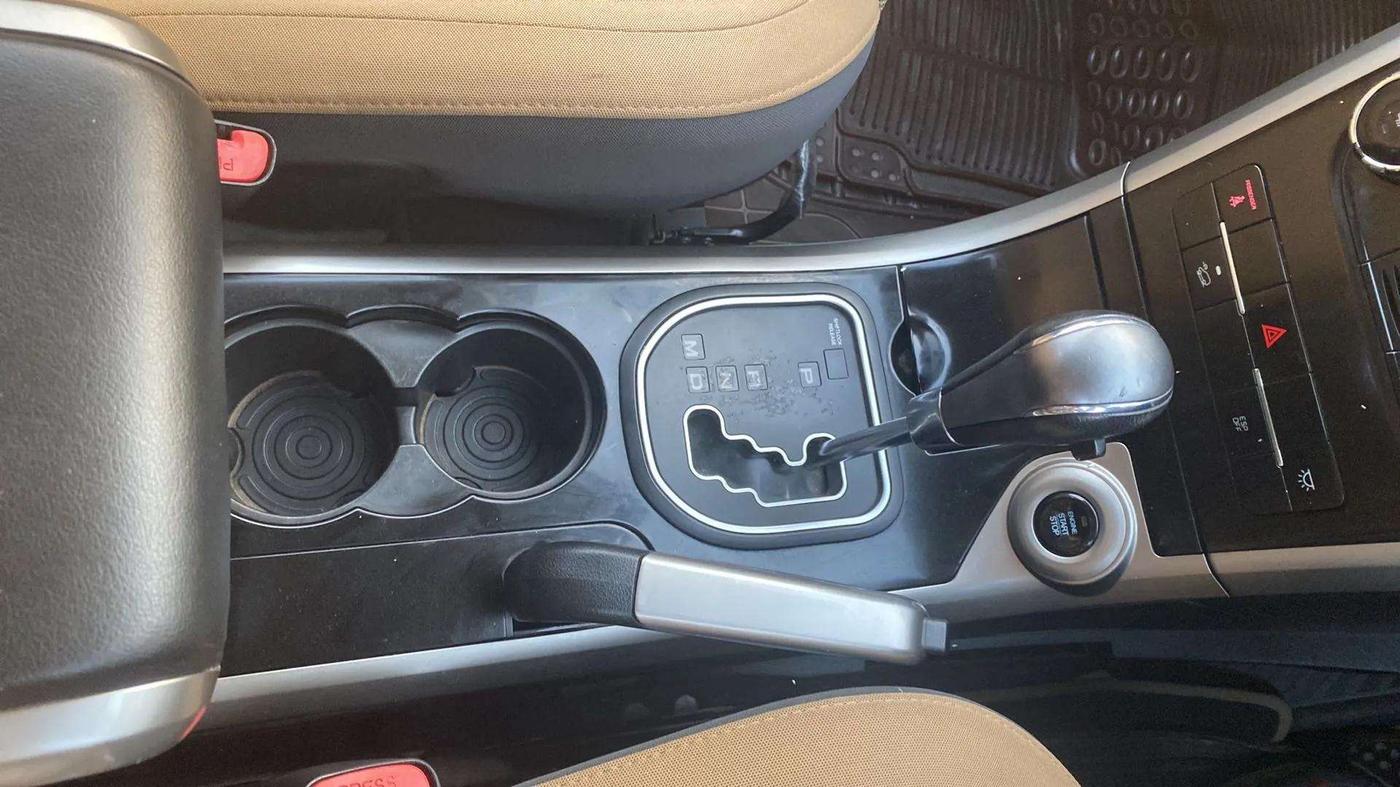 2018 Mahindra XUV500 W7 AT, Diesel, Automatic, 49,203 km, Gear Lever