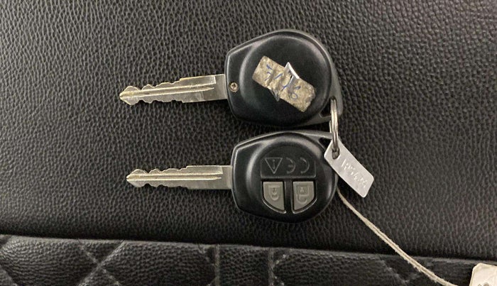 2018 Maruti Baleno DELTA PETROL 1.2, Petrol, Manual, 22,907 km, Lock system - Keyless sensor not working
