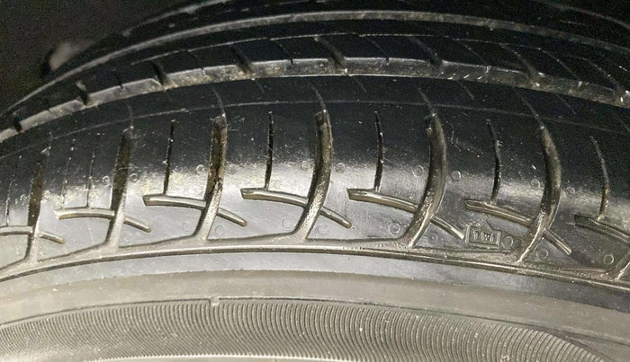 2018 Maruti Baleno DELTA PETROL 1.2, Petrol, Manual, 22,907 km, Right Rear Tyre Tread